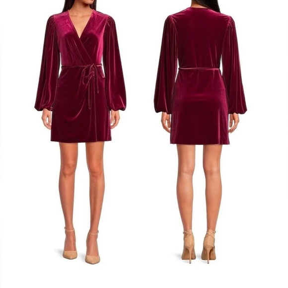 Gianni Bini Dresses & Skirts - 🆕Gianni Bini “Leighton” Velvet Wrap Dress